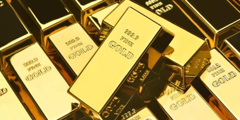 Why Nations Are Ditching the Dollar for Gold